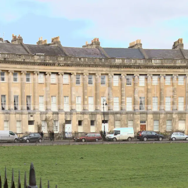 Royal Crescent building in Bath, UK