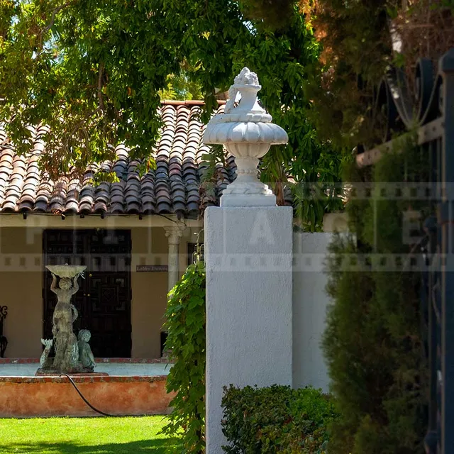beautiful and romantic courtyard of Ingleside Inn in Palm Springs, California