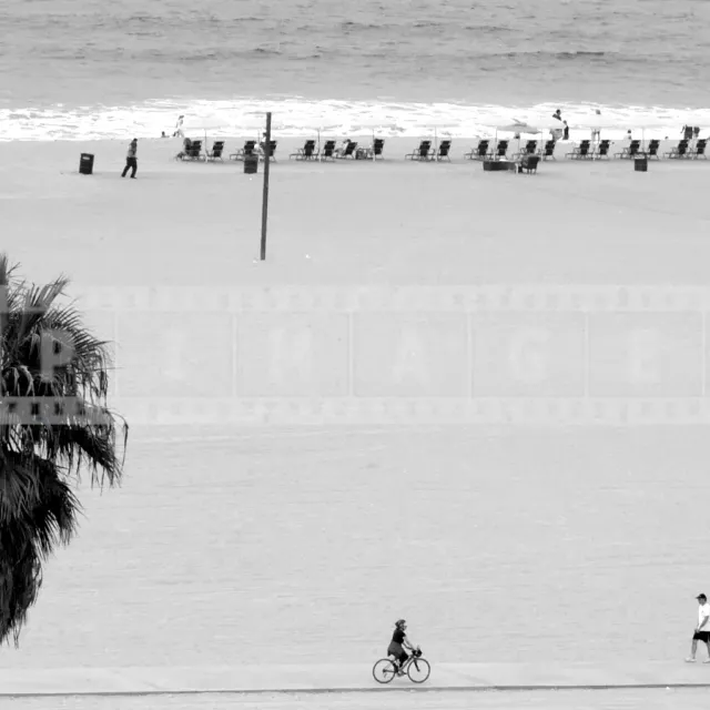 Santa Monica beachfront hiking, running, biking path